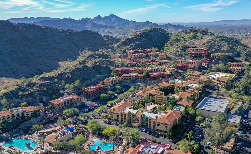 Tapatio Cliffs Resort